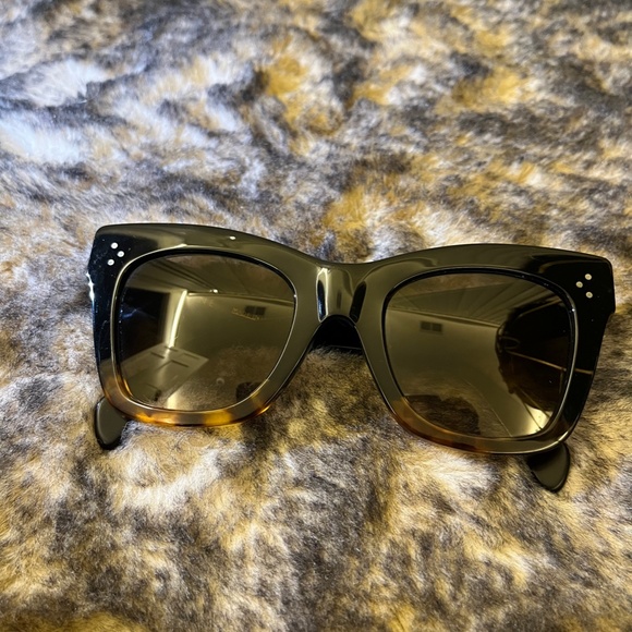 Celine Cat-Eye Black & Brown Sunglasses! - Picture 2 of 14